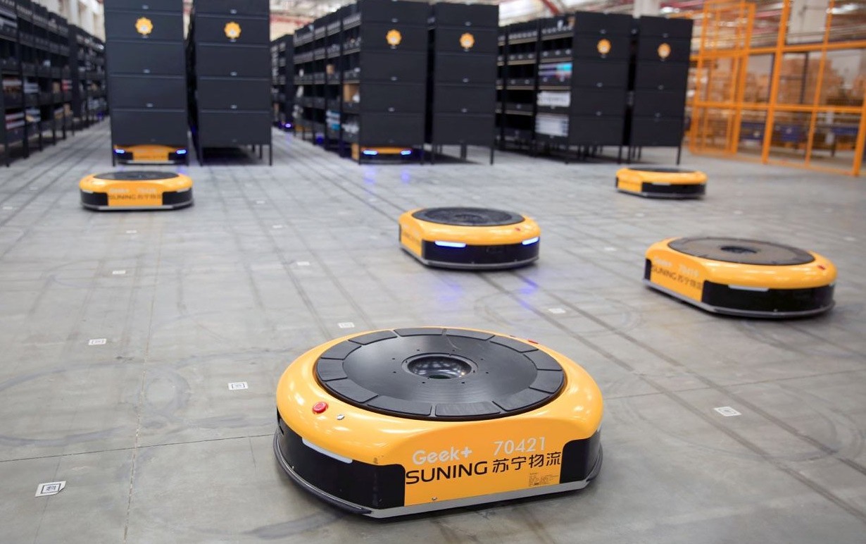 Aplicación de la tecnología RFID a una línea de montaje automatizada basada en robots AGV.