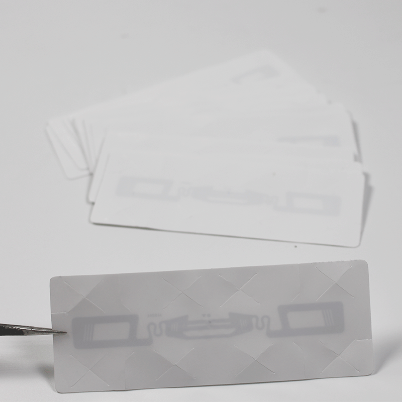 Etiqueta RFID UHF para parabrisas 860~960MHz