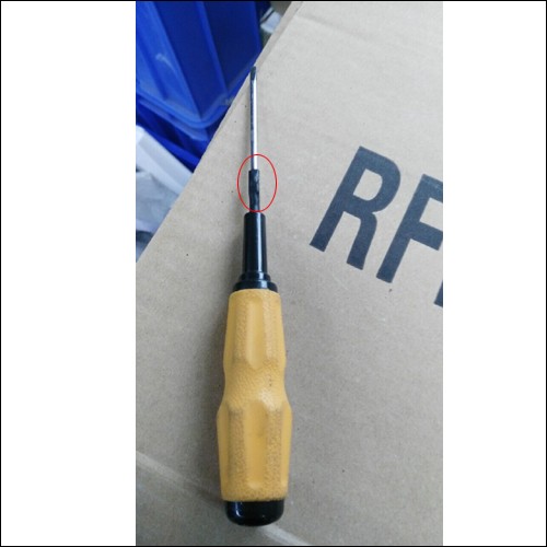 JT-K1003 Mini RFID UHF de 10*3*1,5 mm en etiqueta metálica para gestión de herramientas