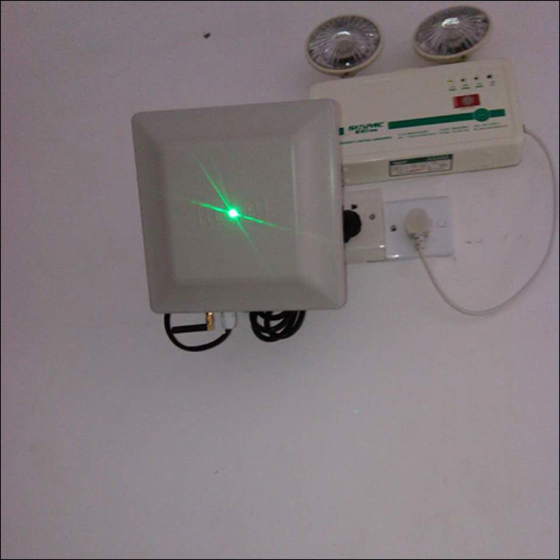 Lector TCP/IP de gama media de 6 m