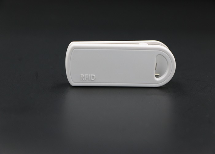 Etiqueta de ropa con clip UHF