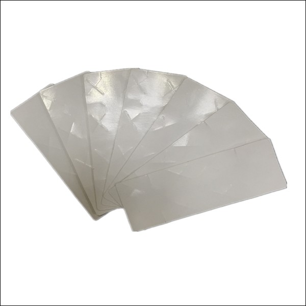 Etiqueta RFID UHF de largo alcance para parabrisas de coche, compatible con el protocolo ISO-18000 6C GEN2.