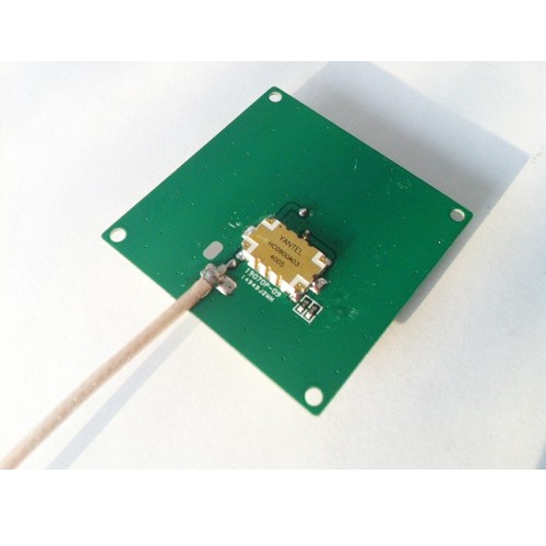 Antena cerámica UHF de doble alimentación de 40x40 mm