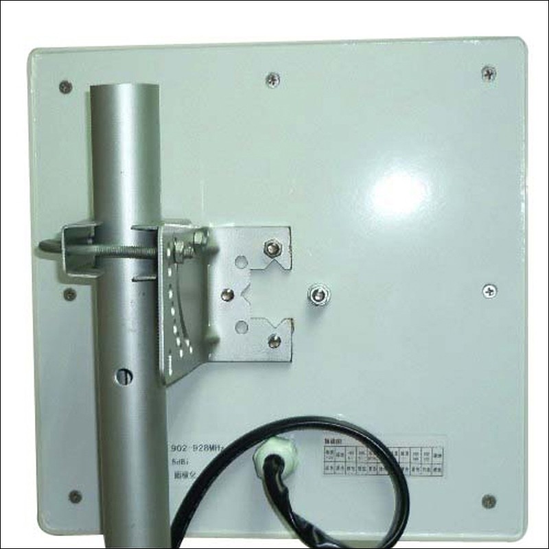 Lector UHF de rango medio de 5 a 8 metros