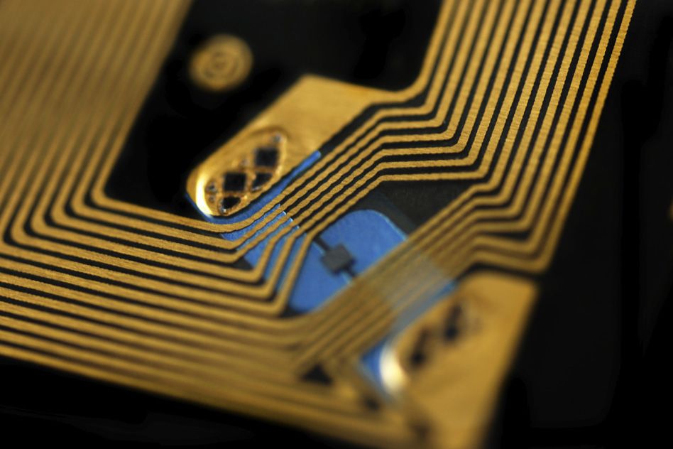 Cómo la tecnología RFID permite la visibilidad integral en la fabricación moderna